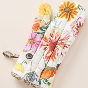Nathalie L’été Helena Oven Mitt
